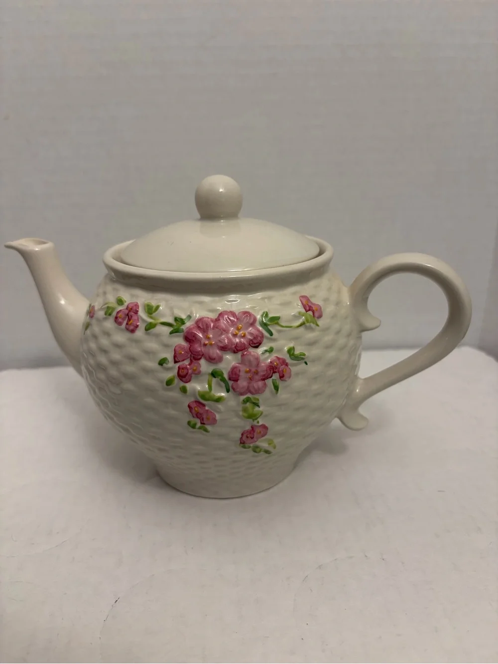Vintage 1985 Teleflora Gift Ceramic Teapot - White Basketweave with Pink Flowers